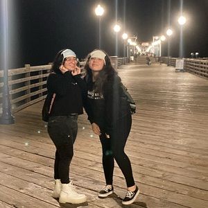 Meet your Posher, Roxanna